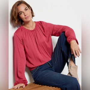 Cloth and stone Luxe satin smoked top size Large